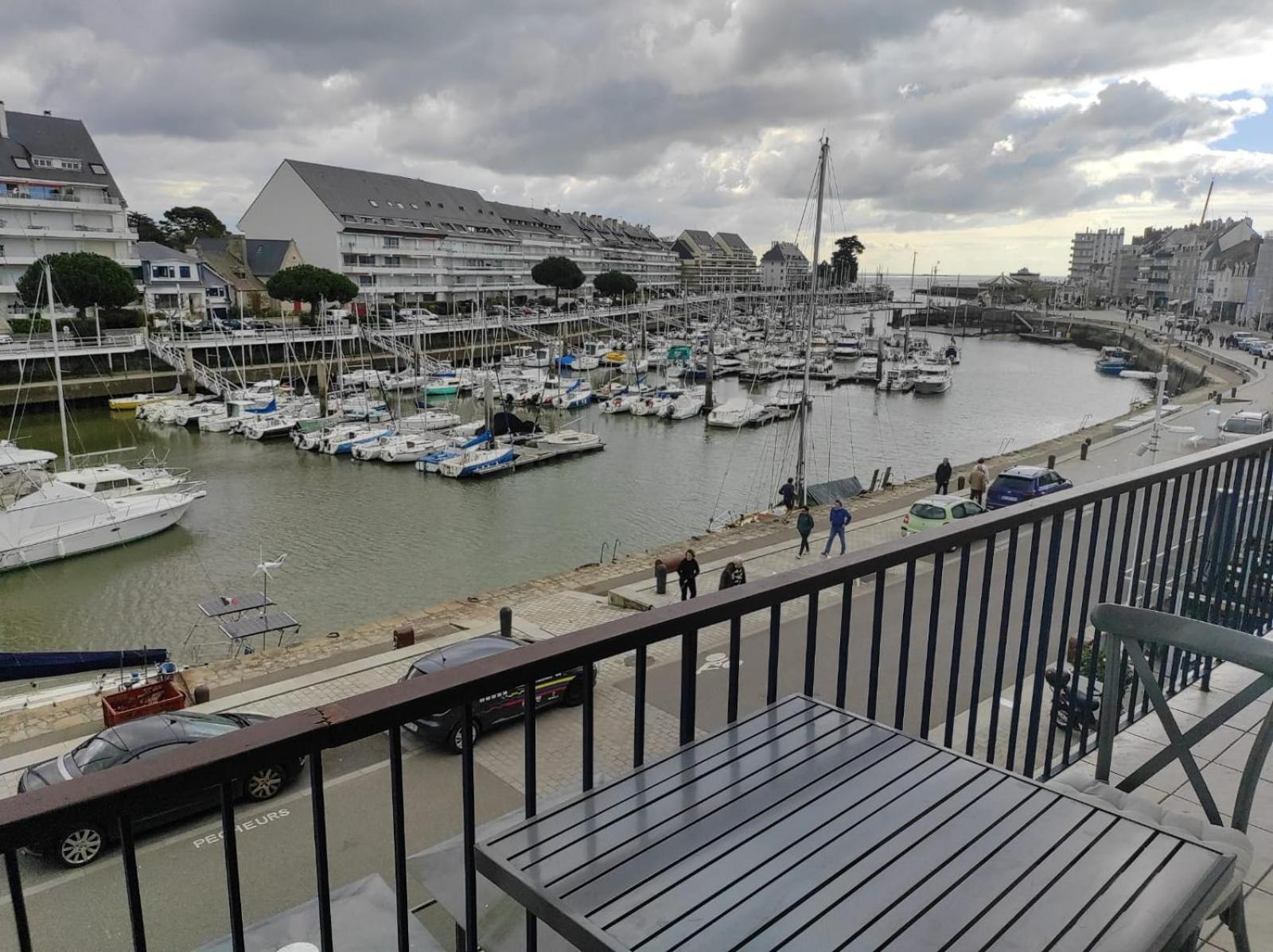 Surcouflepouliguen Appartement 60M2 Sur Le Port 4 Personnes لو بولين المظهر الخارجي الصورة
